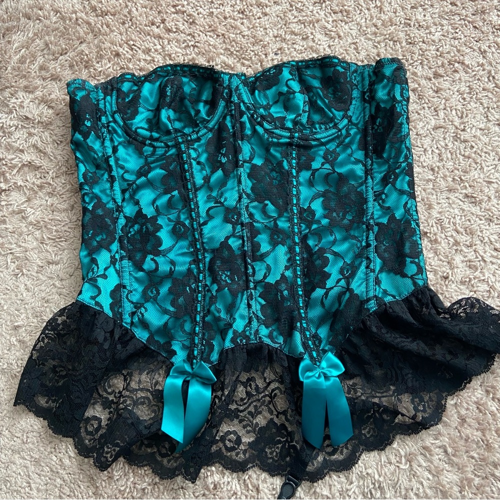 Women’s lace trim corset.